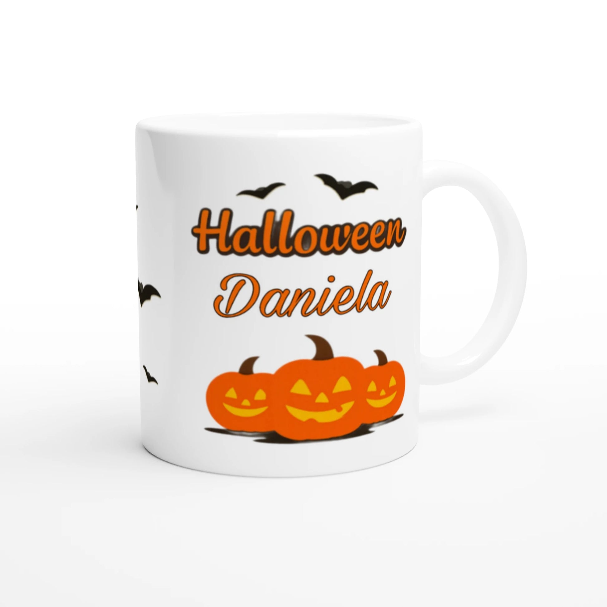 Cană Halloween personalizată cu numele Daniela, ceramică 325ml, vedere laterală dreapta