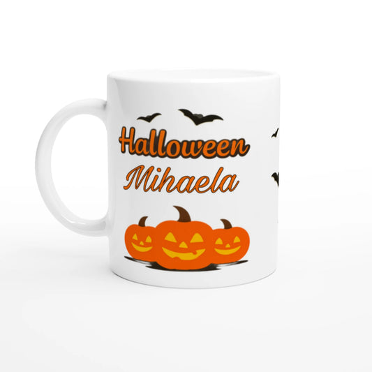 Cană Halloween personalizată cu numele Mihaela, ceramică 325ml, vedere laterală stânga