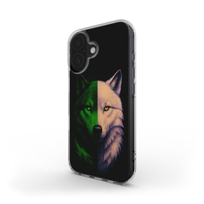 Husă iPhone MagSafe, vedere față, design lup hibrid verde-alb cu ochi smarald și auriu